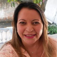 Elaine R.